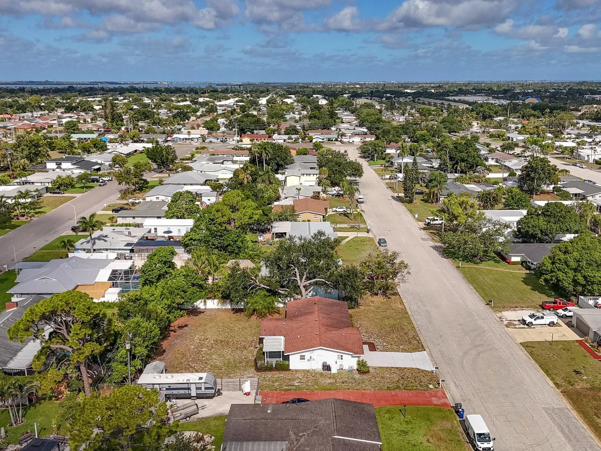 5605 9th Avenue Drive W Bradenton FL 34209