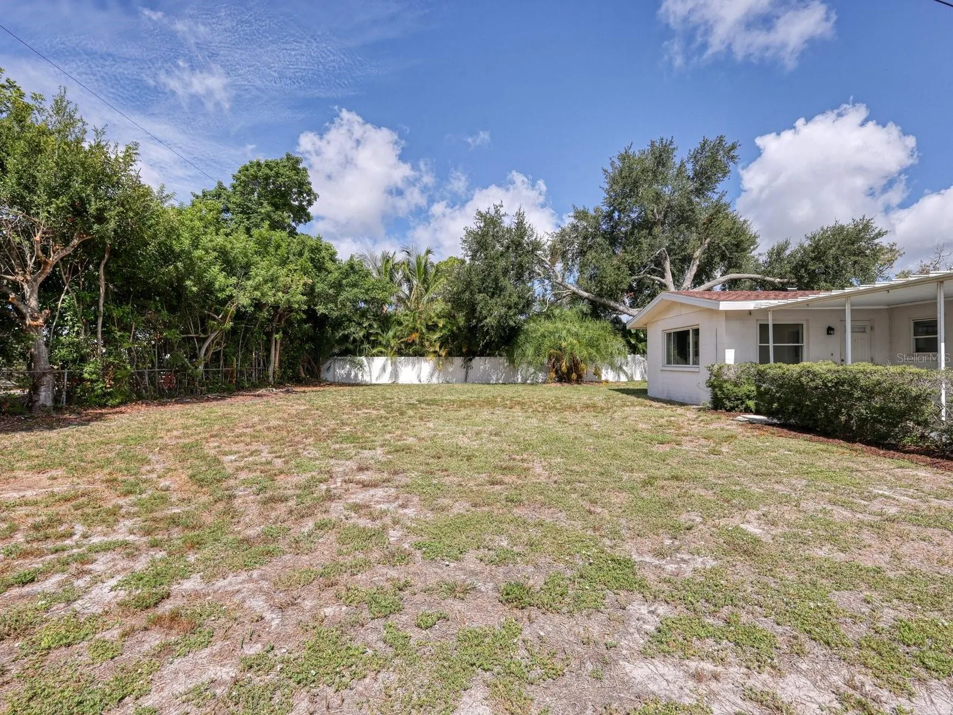 5605 9th Avenue Drive W Bradenton FL 34209