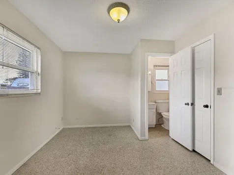 5605 9th Avenue Drive W Bradenton FL 34209
