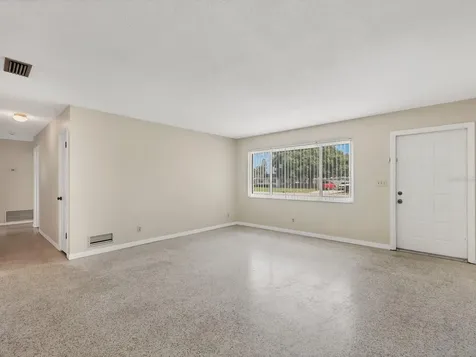 5605 9th Avenue Drive W Bradenton FL 34209