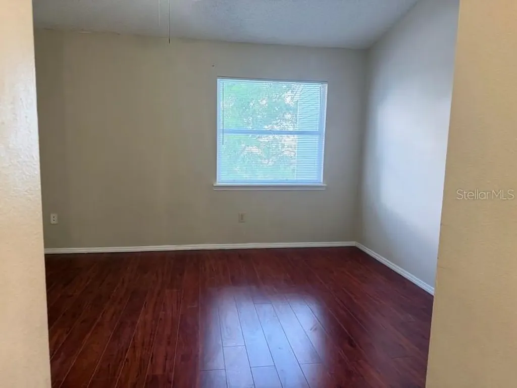 7514 Colonial Court Tampa FL 33615