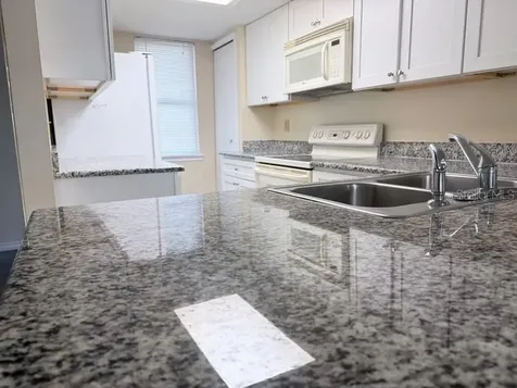 7514 Colonial Court Tampa FL 33615