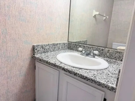 7514 Colonial Court Tampa FL 33615
