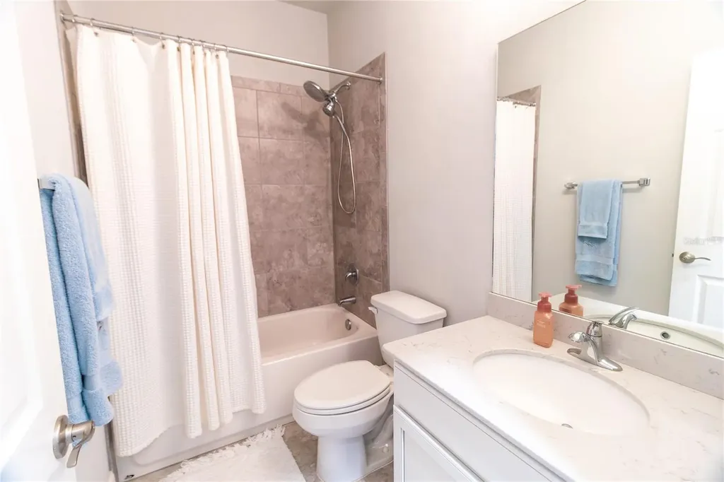 5008 NW 21st Drive Gainesville FL 32605