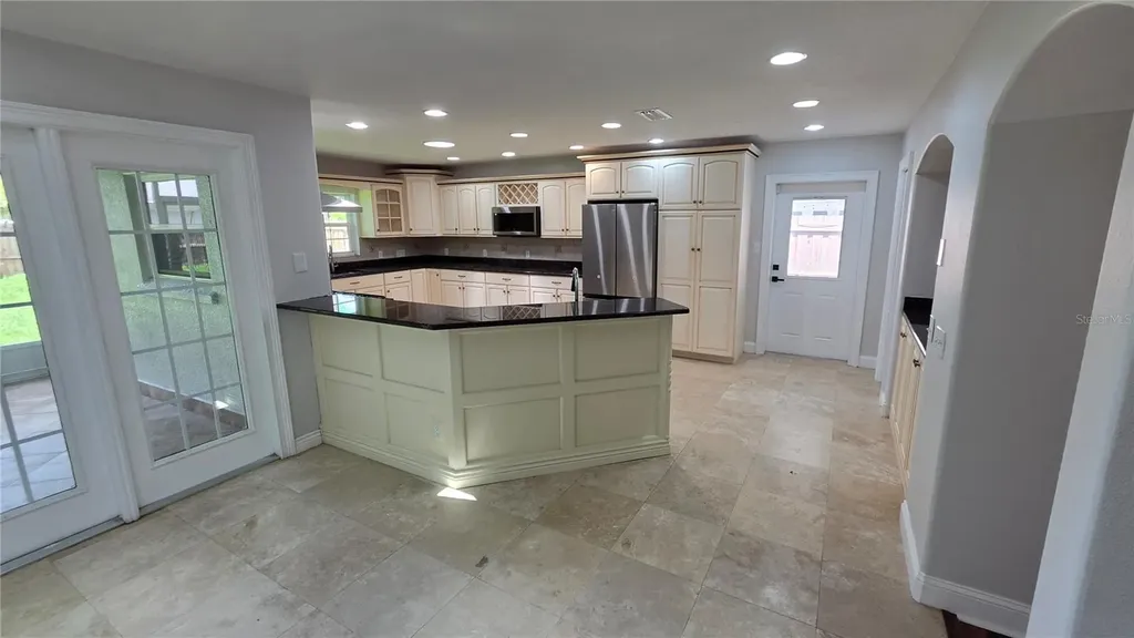 3322 Schefflera Road Tampa FL 33618