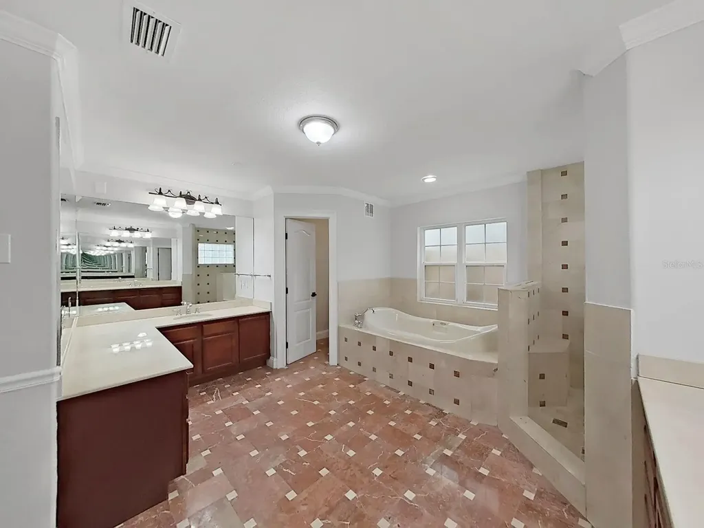 3322 Schefflera Road Tampa FL 33618