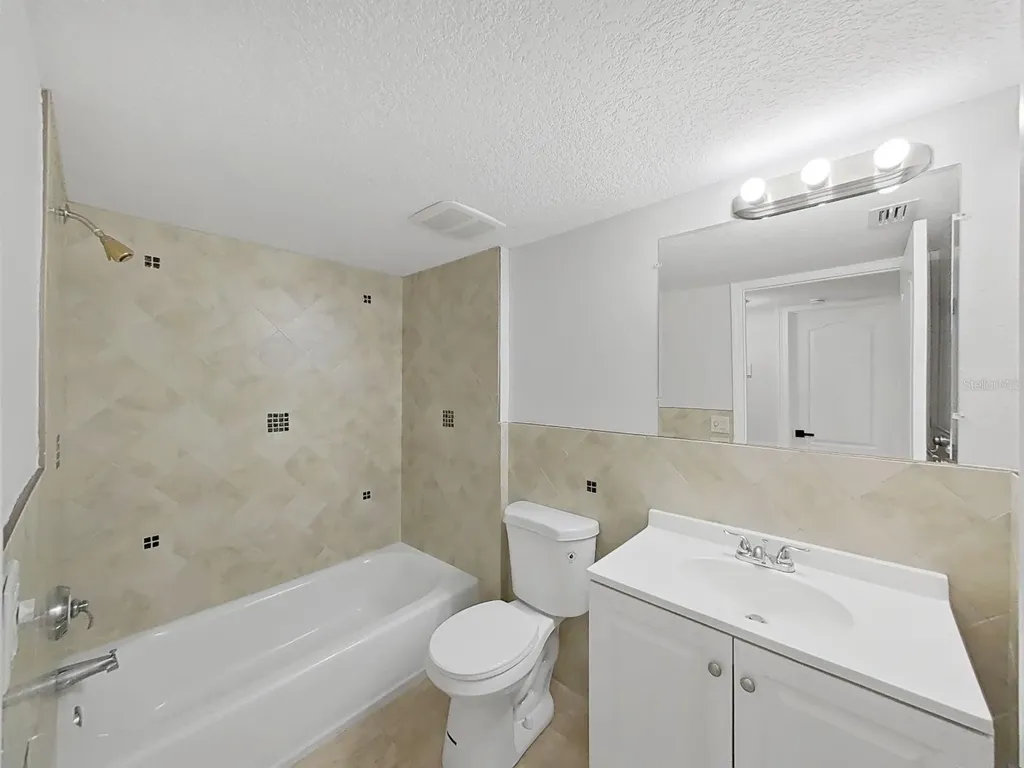 3322 Schefflera Road Tampa FL 33618