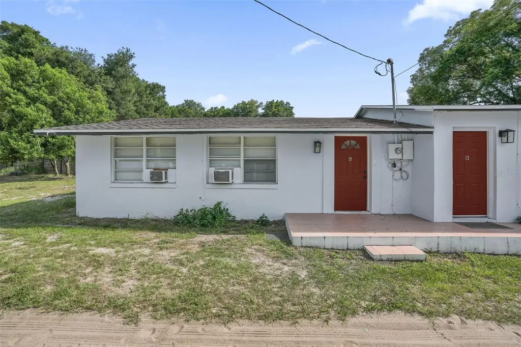 1460 Marvin C Zanders Avenue Apopka FL 32703