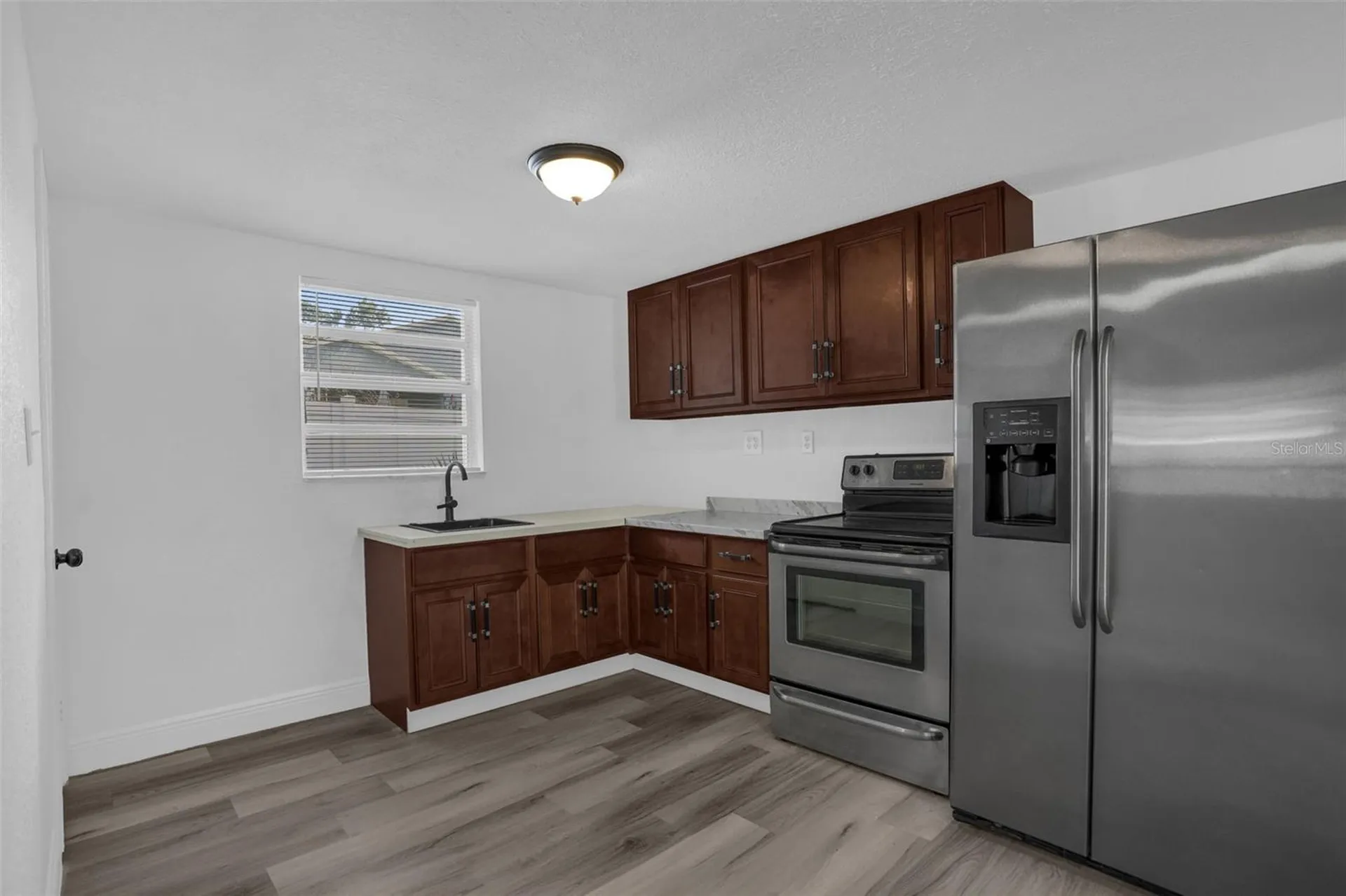1460 Marvin C Zanders Avenue Apopka FL 32703