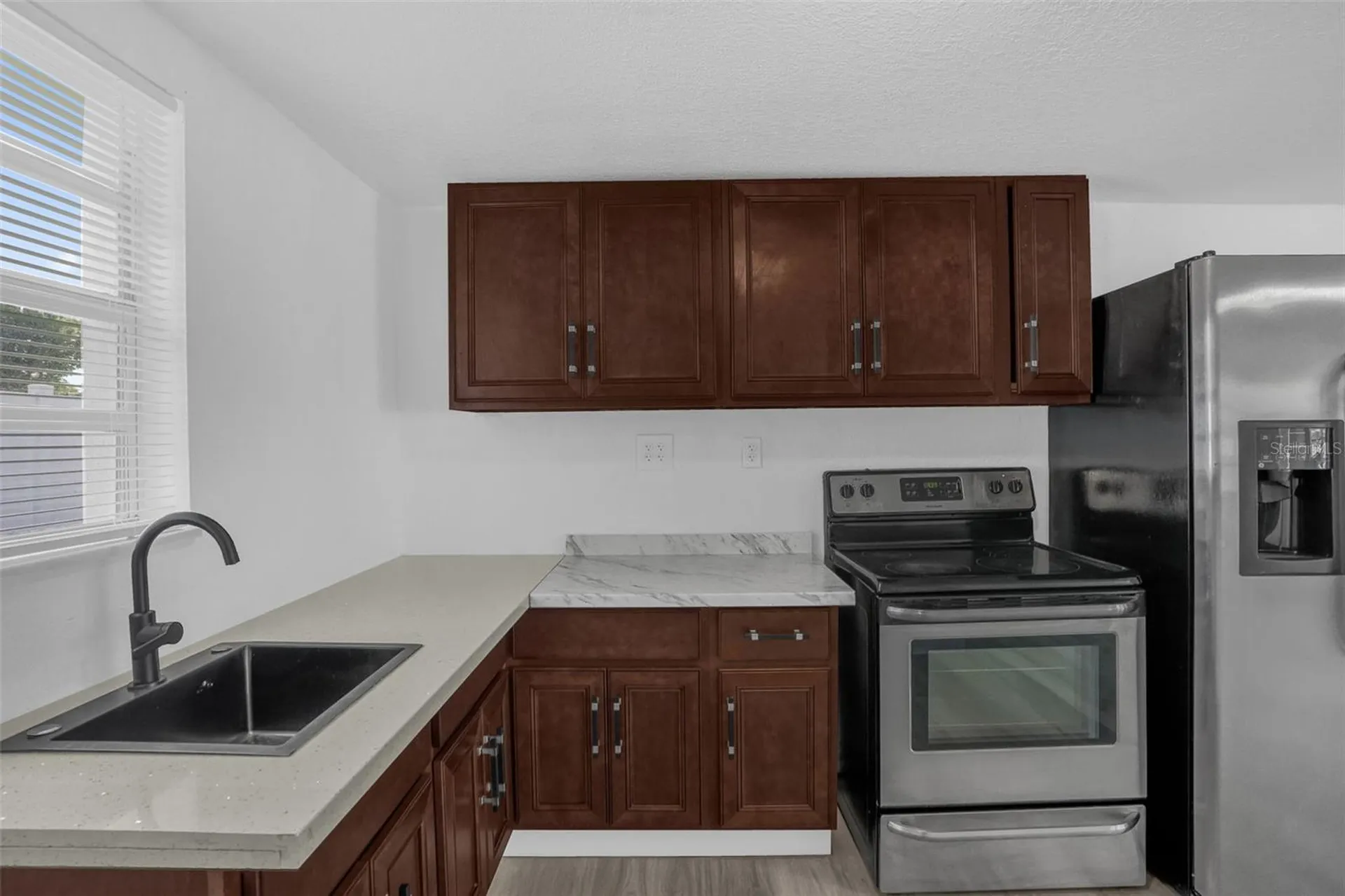 1460 Marvin C Zanders Avenue Apopka FL 32703