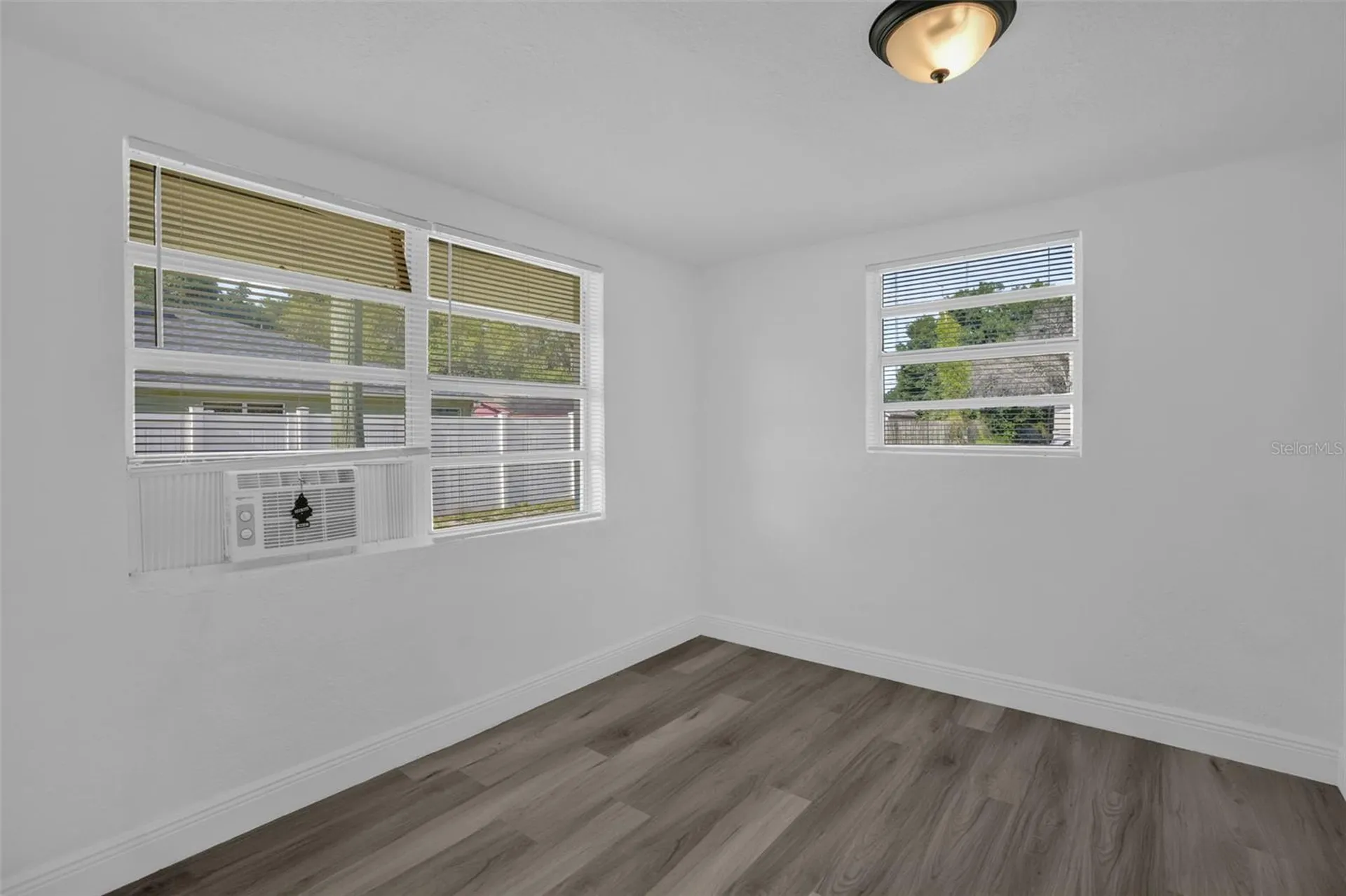 1460 Marvin C Zanders Avenue Apopka FL 32703