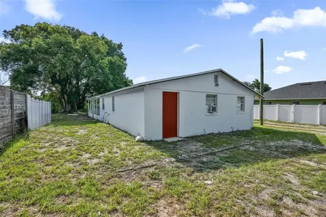 1460 Marvin C Zanders Avenue Apopka FL 32703