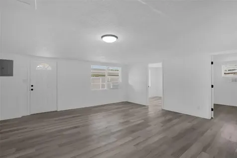 1460 Marvin C Zanders Avenue Apopka FL 32703