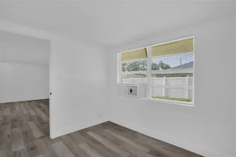 1460 Marvin C Zanders Avenue Apopka FL 32703
