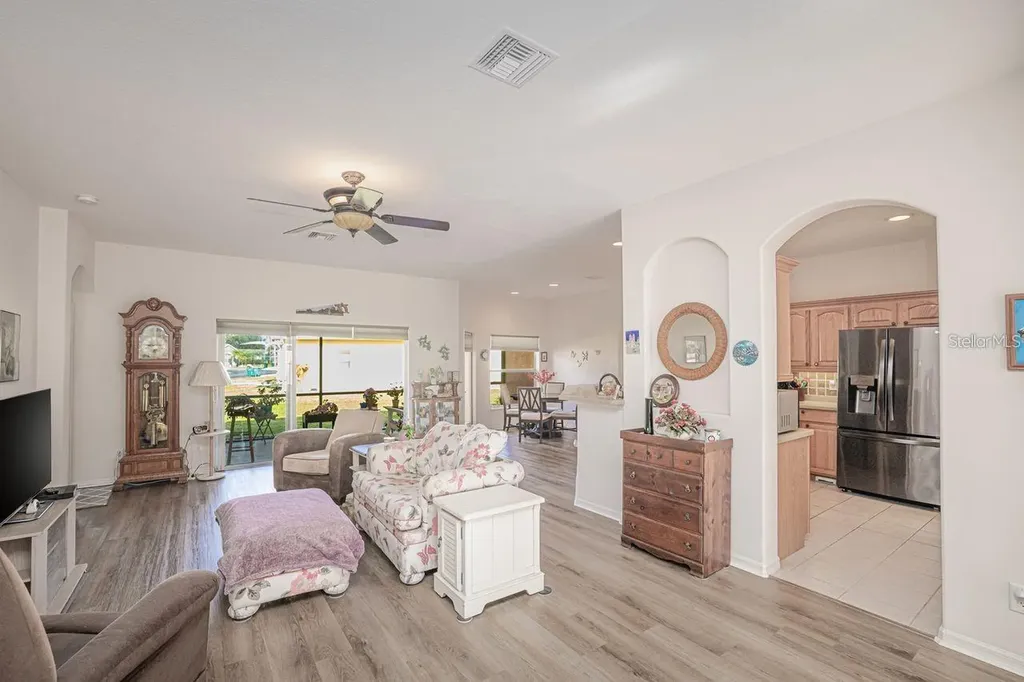 2860 Suncoast Lakes Boulevard Port Charlotte FL 33980