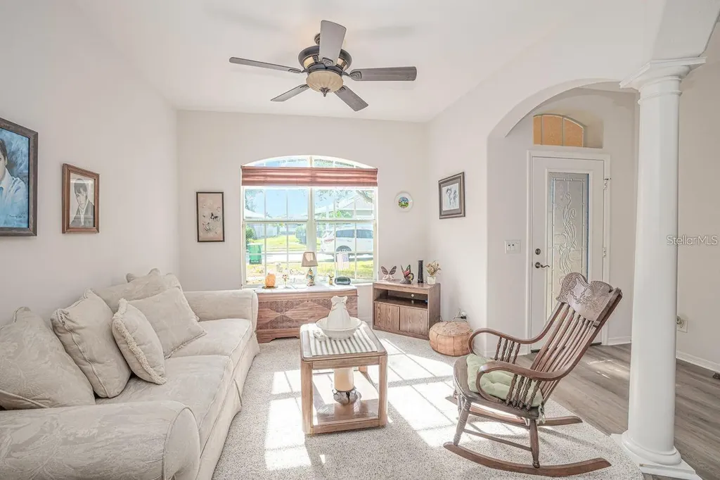 2860 Suncoast Lakes Boulevard Port Charlotte FL 33980
