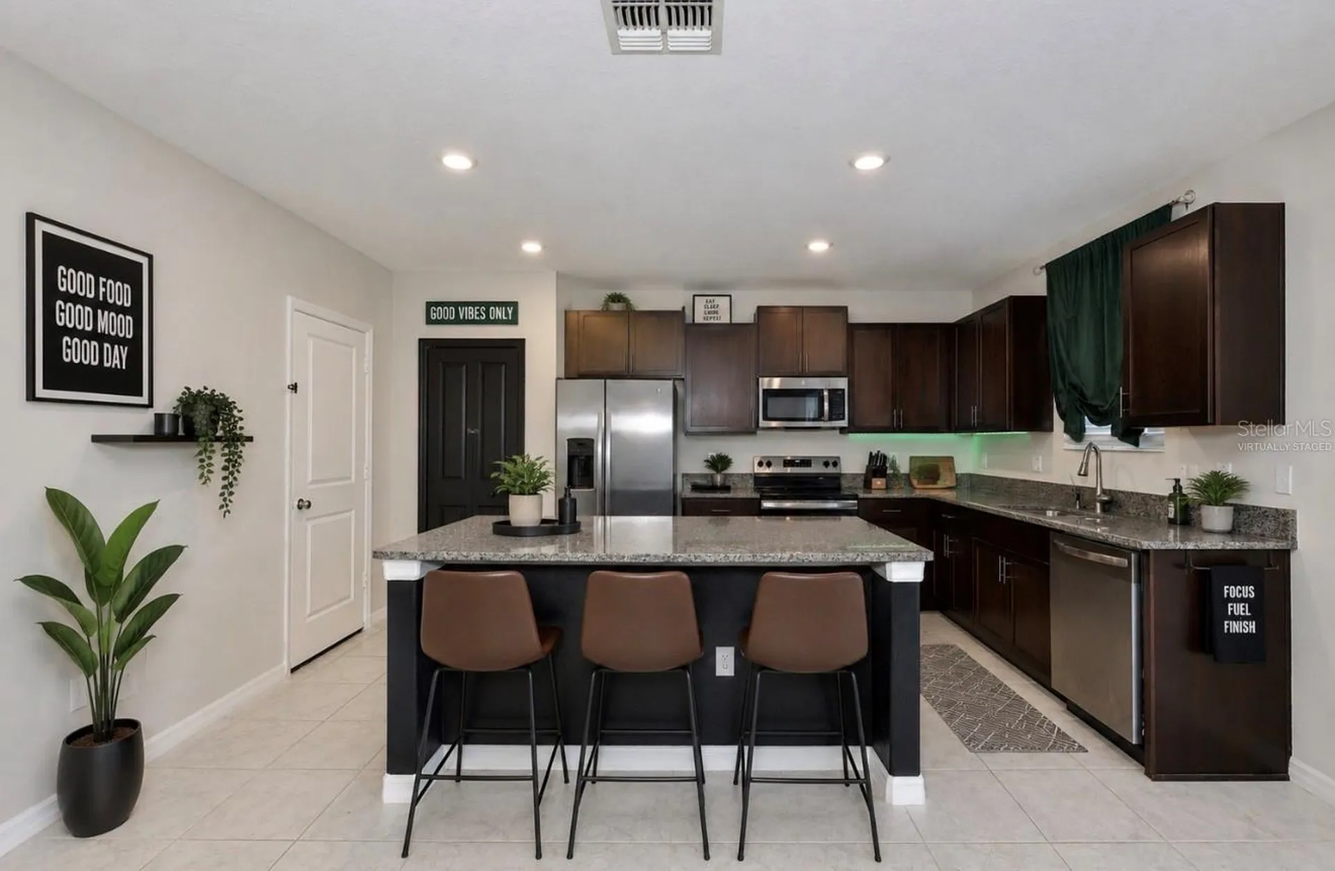 1507 Golden Glow Drive Ruskin FL 33570