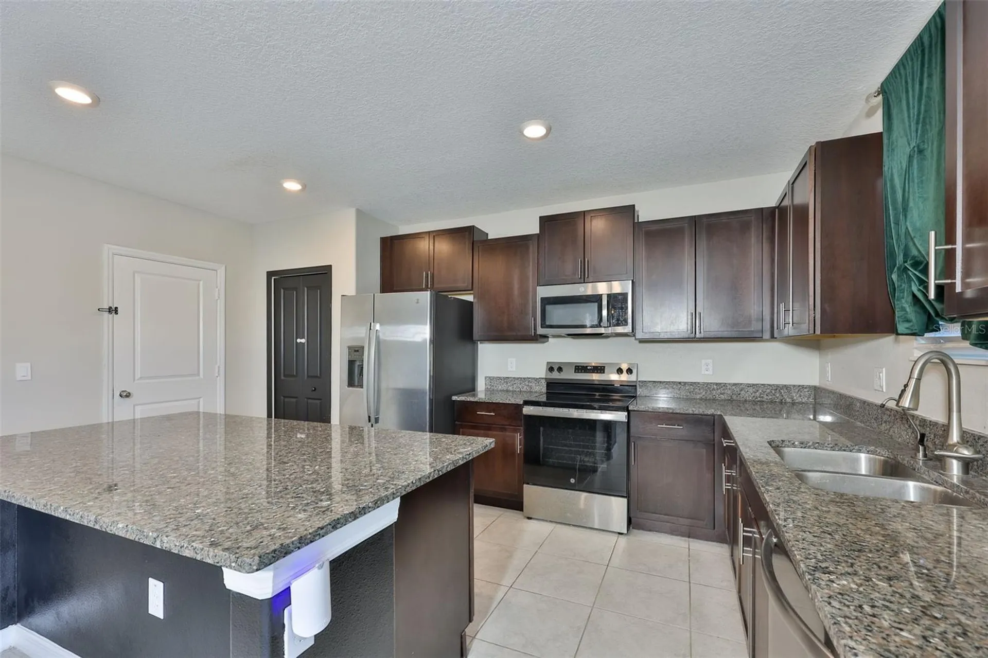 1507 Golden Glow Drive Ruskin FL 33570