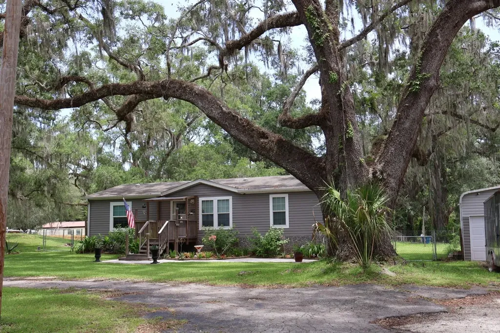9028 West Street Brooksville FL 34601