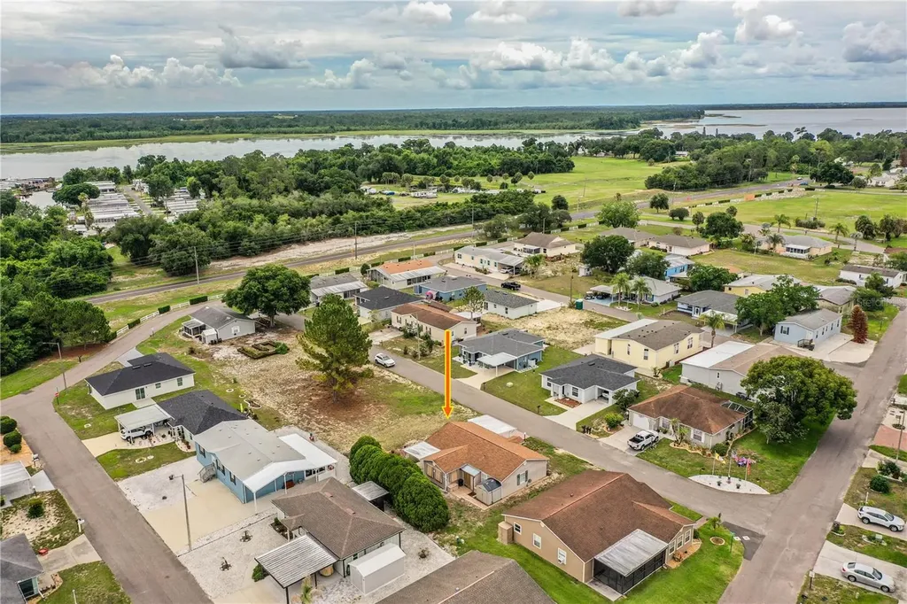 4235 Cerimen Street Lake Wales FL 33898