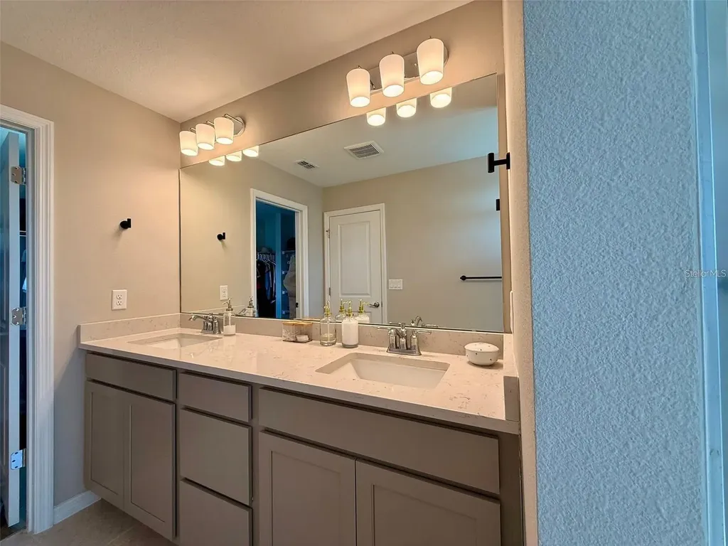 6475 Breeze Filled Lane Winter Garden FL 34787