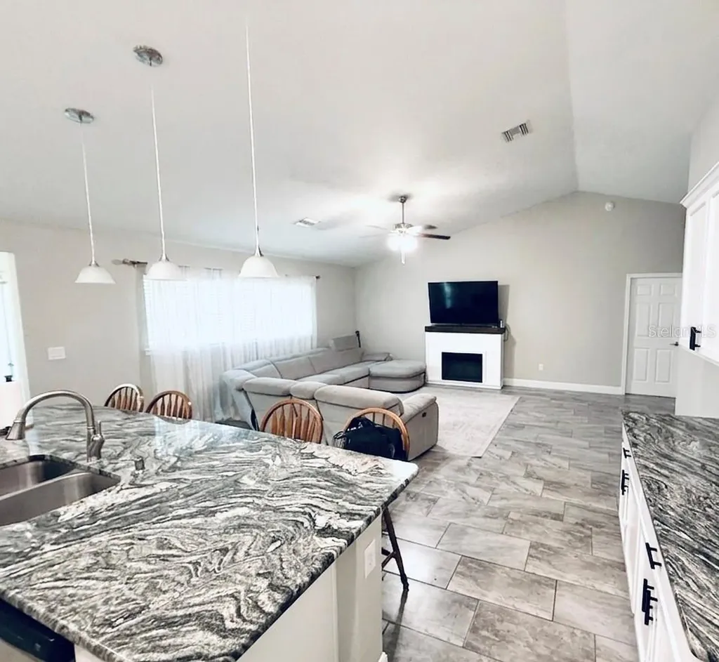 5601 SW 117th Lane Road Ocala FL 34476