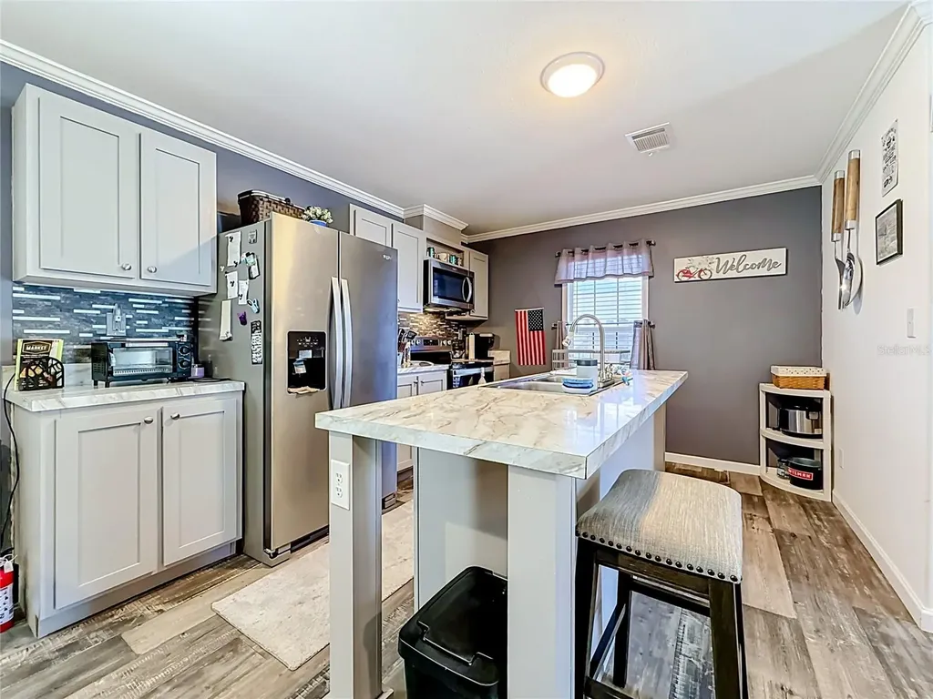 10485 Holiday Shores Drive Largo FL 33773