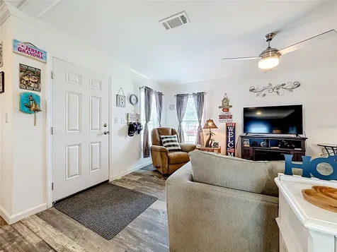 10485 Holiday Shores Drive Largo FL 33773