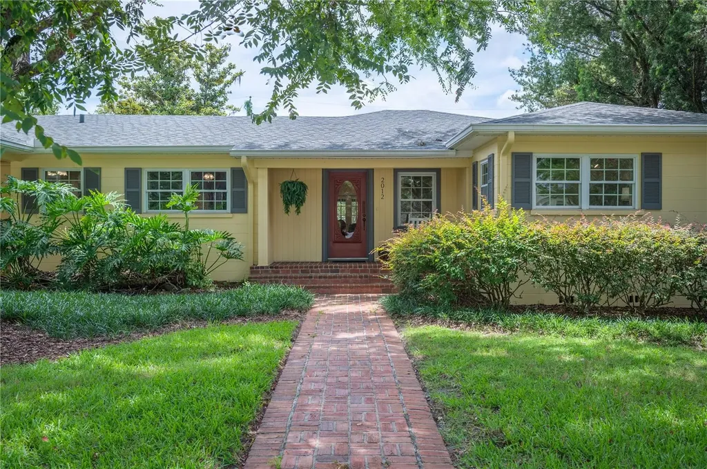 2012 Seminole Trail Lakeland FL 33803