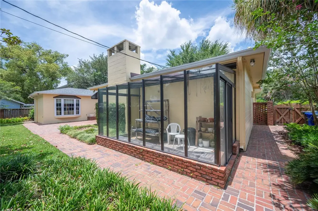 2012 Seminole Trail Lakeland FL 33803