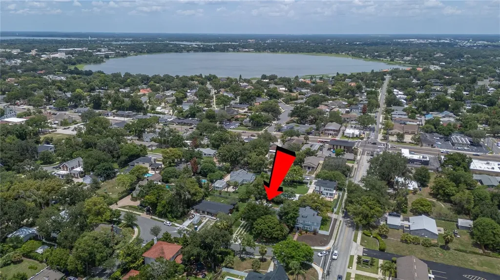 2012 Seminole Trail Lakeland FL 33803