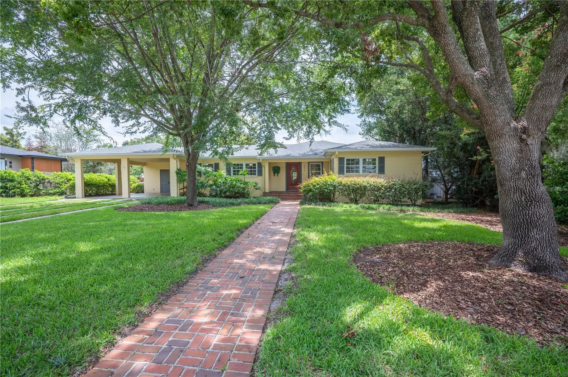 2012 Seminole Trail Lakeland FL 33803