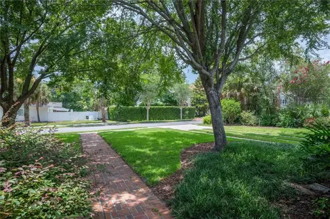 2012 Seminole Trail Lakeland FL 33803