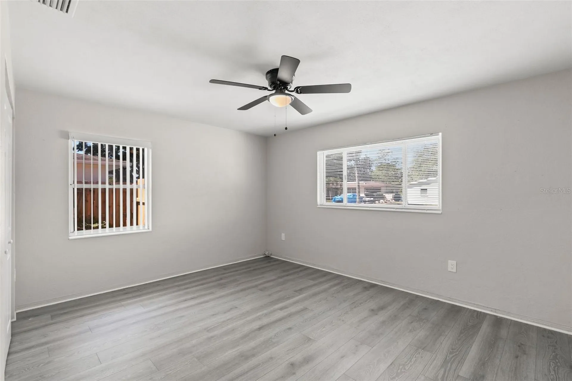 5546 5th Street S St Petersburg FL 33705