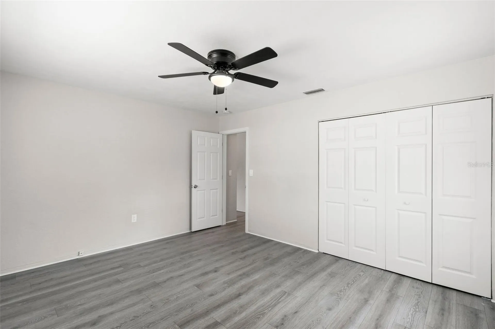 5546 5th Street S St Petersburg FL 33705