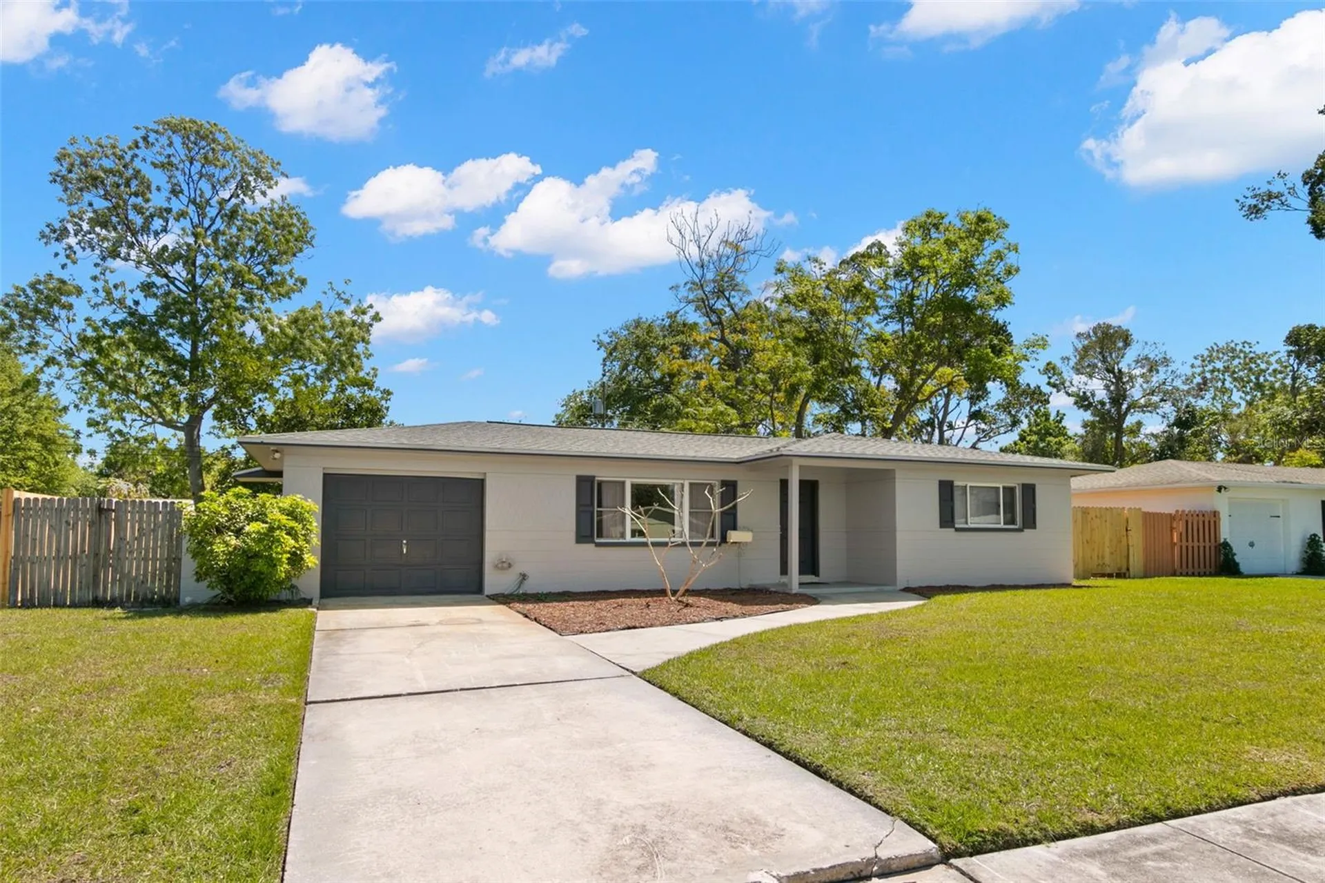 5546 5th Street S St Petersburg FL 33705