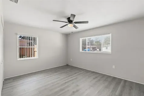 5546 5th Street S St Petersburg FL 33705