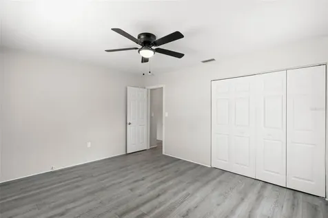 5546 5th Street S St Petersburg FL 33705