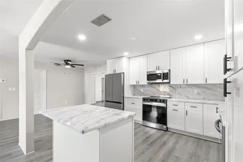 5546 5th Street S St Petersburg FL 33705