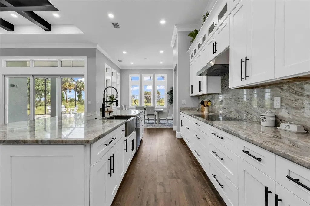22 Sportsman Circle Rotonda West FL 33947