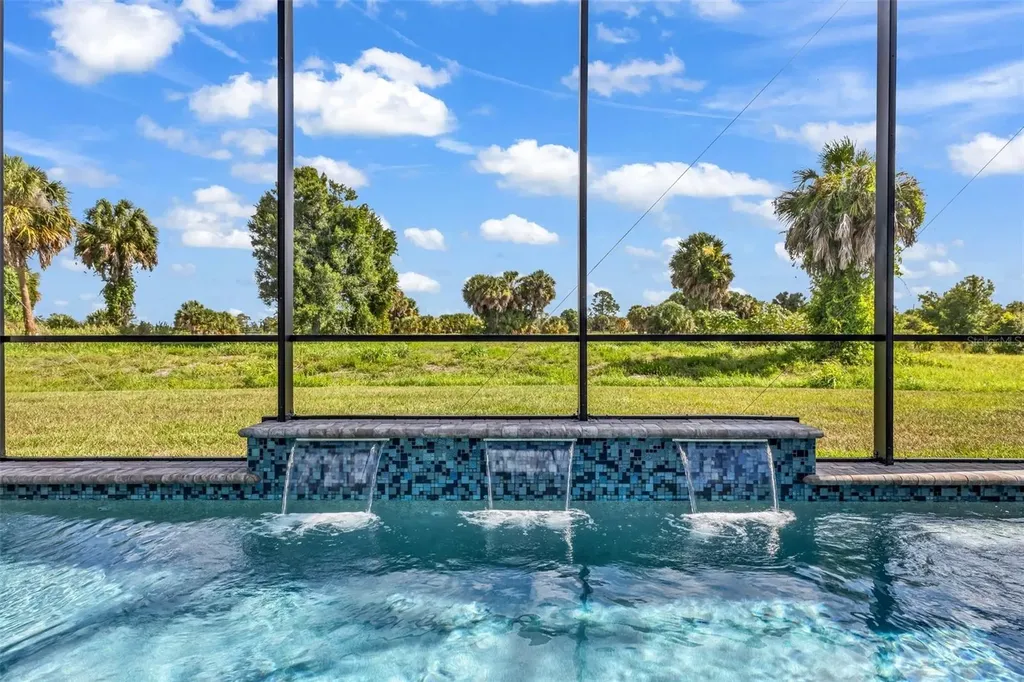 22 Sportsman Circle Rotonda West FL 33947