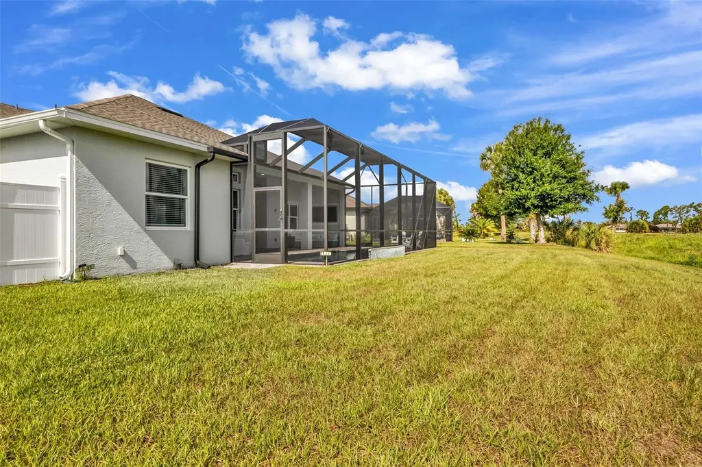 22 Sportsman Circle Rotonda West FL 33947