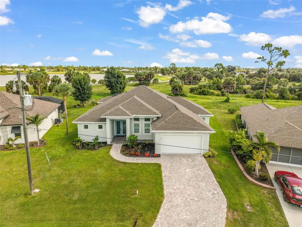 22 Sportsman Circle Rotonda West FL 33947