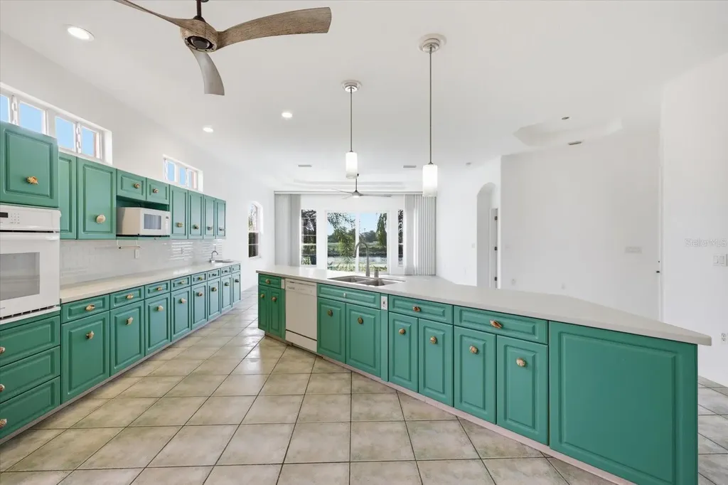 210 Rio Terra Venice FL 34285