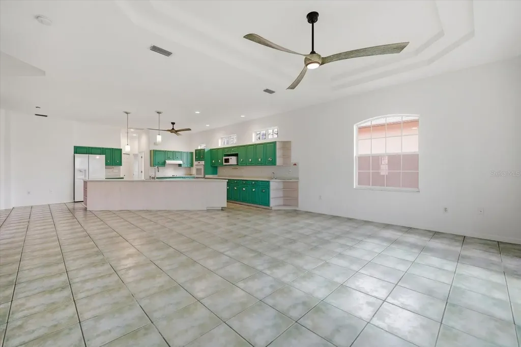 210 Rio Terra Venice FL 34285