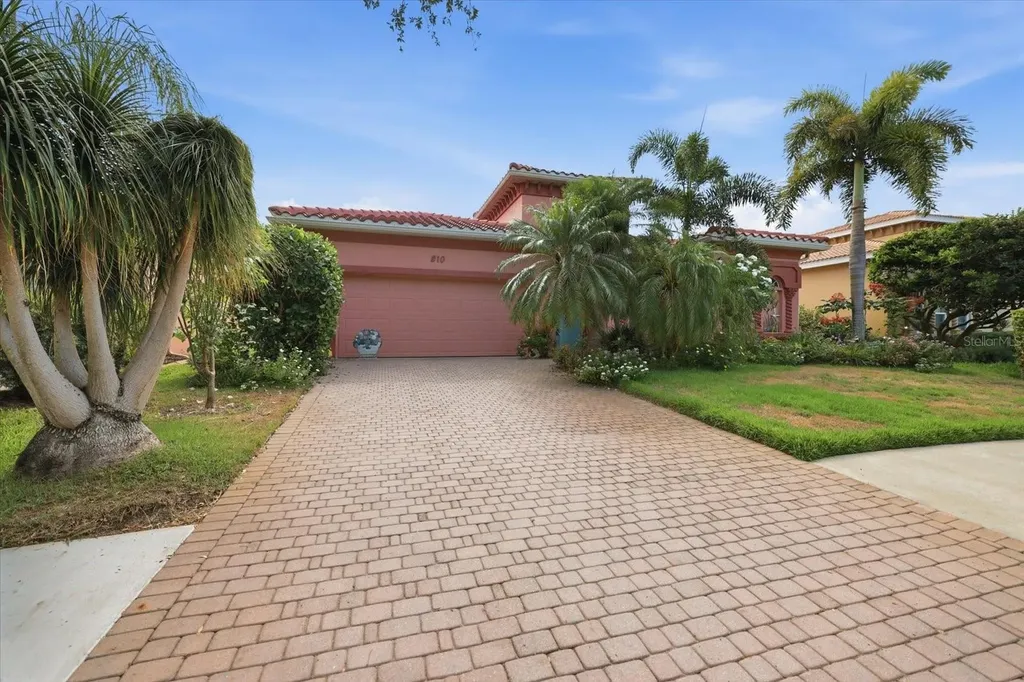 210 Rio Terra Venice FL 34285