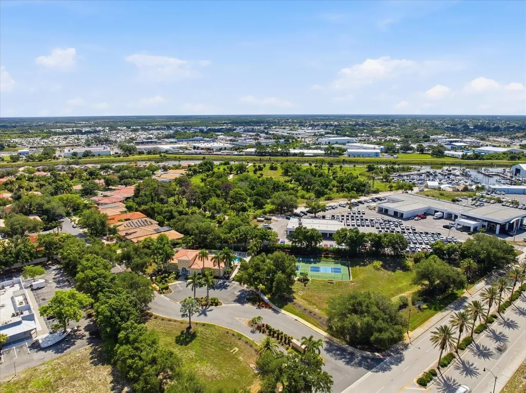 210 Rio Terra Venice FL 34285