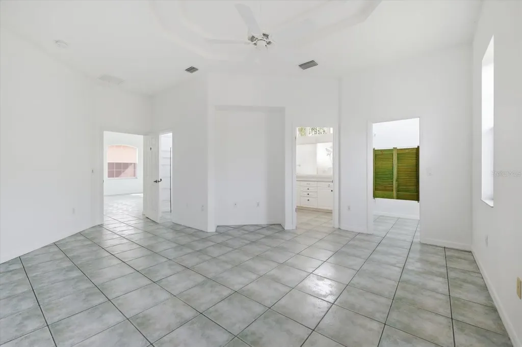 210 Rio Terra Venice FL 34285