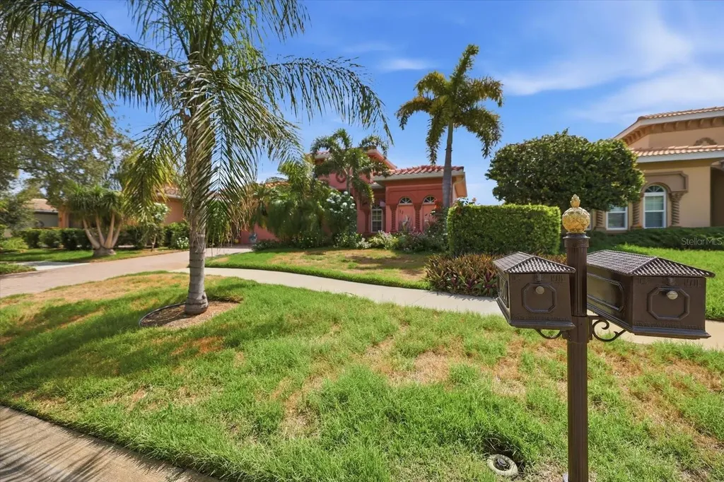 210 Rio Terra Venice FL 34285