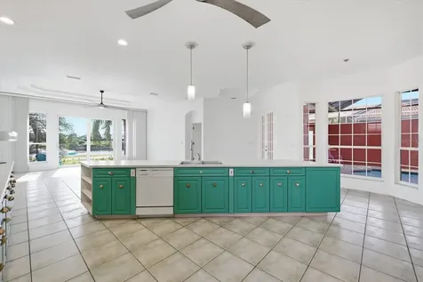 210 Rio Terra Venice FL 34285